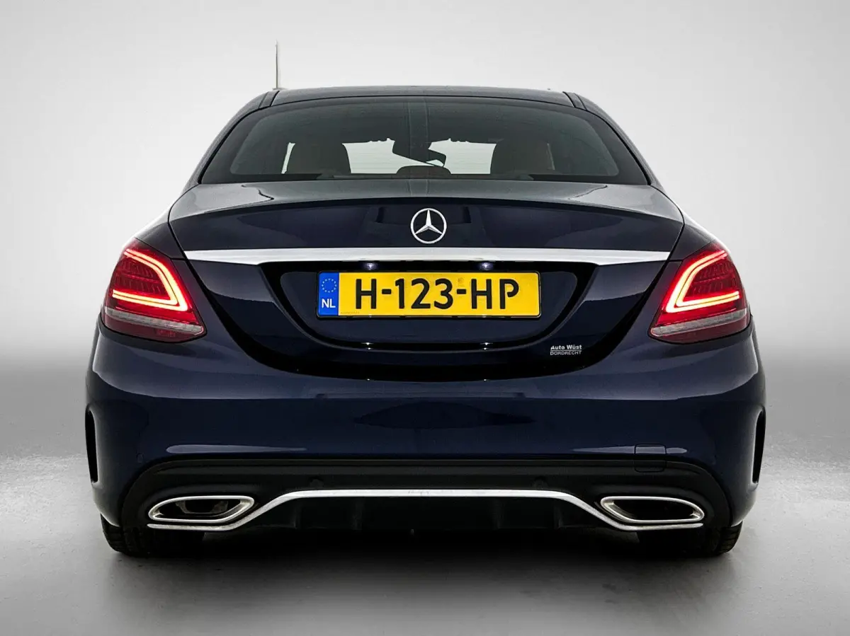 180 Business Solution AMG | STOELVERWARMING | LEDER | ACHTERUITRIJCAMERA | PARKEERSENSOREN | LICHTMETALEN VELGEN | LED VERLICHTING | BLUETOOTH | NAVIGATIE |