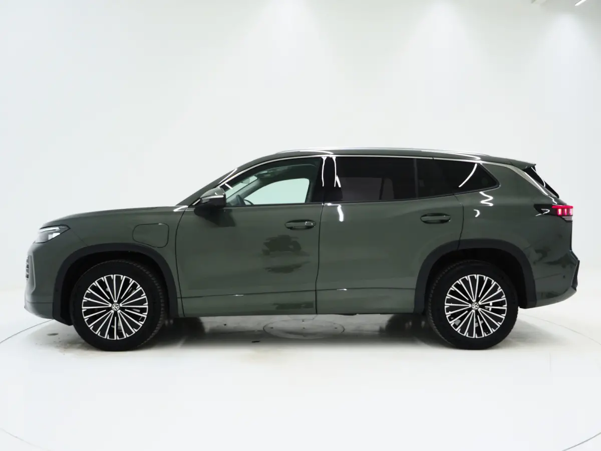 1.5 eHybrid Elegance 272PK | Leder/Alcantara | Trekhaak | Massage | 360 | Keyless | Adaptive Cruise | Sfeerlicht | Matrix