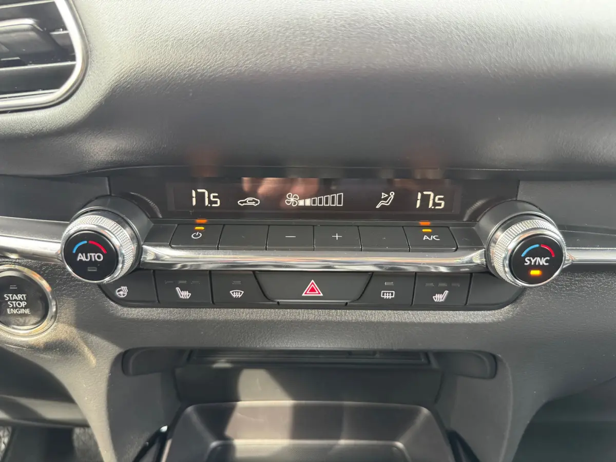 2.0 e-SkyActiv-X M Hybrid Comfort,trekhaak,navigatie,Camera,Carplay/Andriod,Stoel/stuurverwarming,