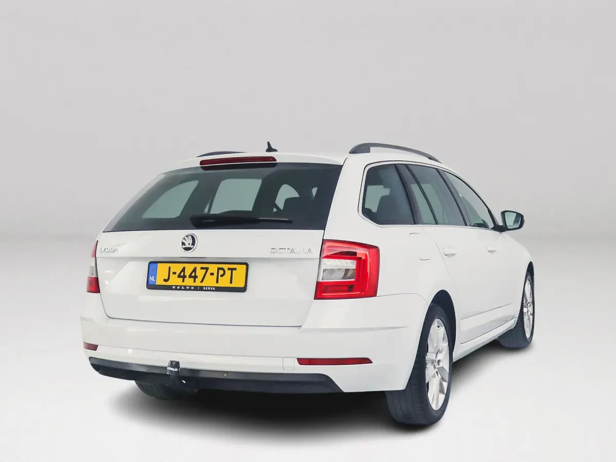 1.5 TSI Greentech Business Edition | Park assist | Cruise control | Stoelverwarming | Extra getint glas