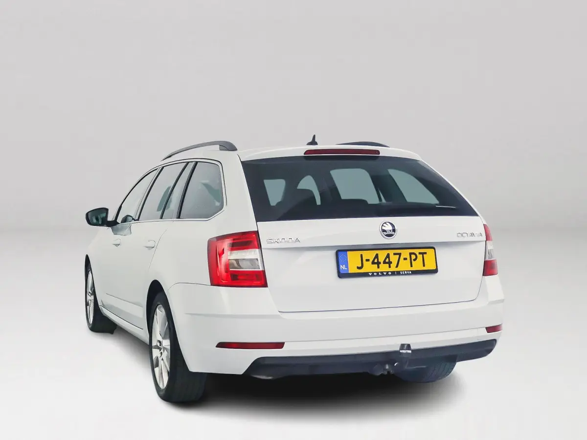 1.5 TSI Greentech Business Edition | Park assist | Cruise control | Stoelverwarming | Extra getint glas