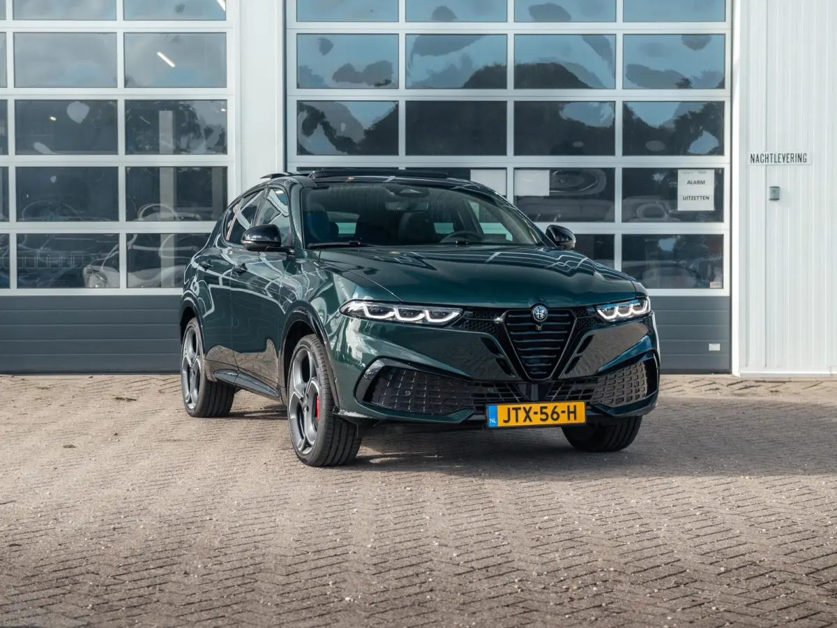 1.3 Ibrida Plug-In Q4 270pk AWD Veloce | Teck Pack | Schuif/Kanteldak | Harman Kardon | 20"  | Bicolore