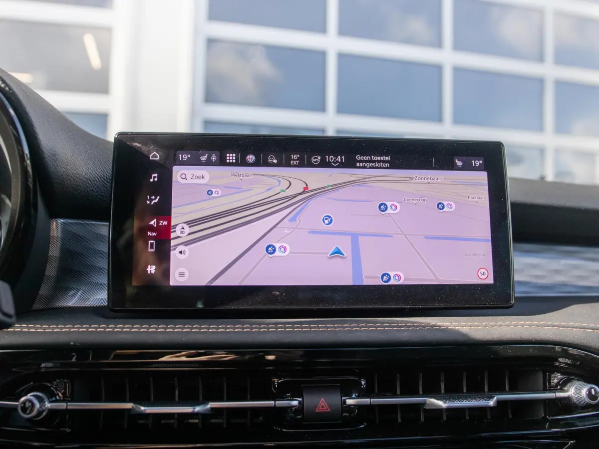 1.3 Ibrida Plug-In Q4 270pk AWD Veloce | Teck Pack | Schuif/Kanteldak | Harman Kardon | 20"  | Bicolore