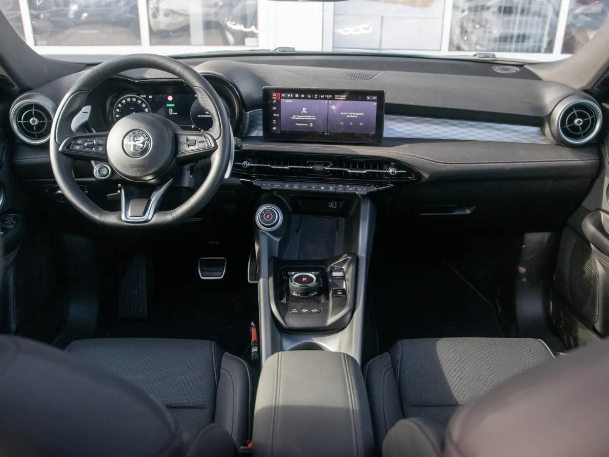 1.3 Ibrida Plug-In Q4 270pk AWD Veloce | Teck Pack | Schuif/Kanteldak | Harman Kardon | 20"  | Bicolore