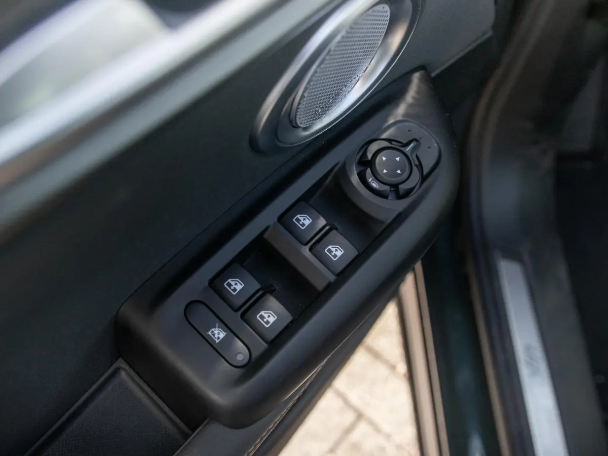 1.3 Ibrida Plug-In Q4 270pk AWD Veloce | Teck Pack | Schuif/Kanteldak | Harman Kardon | 20"  | Bicolore