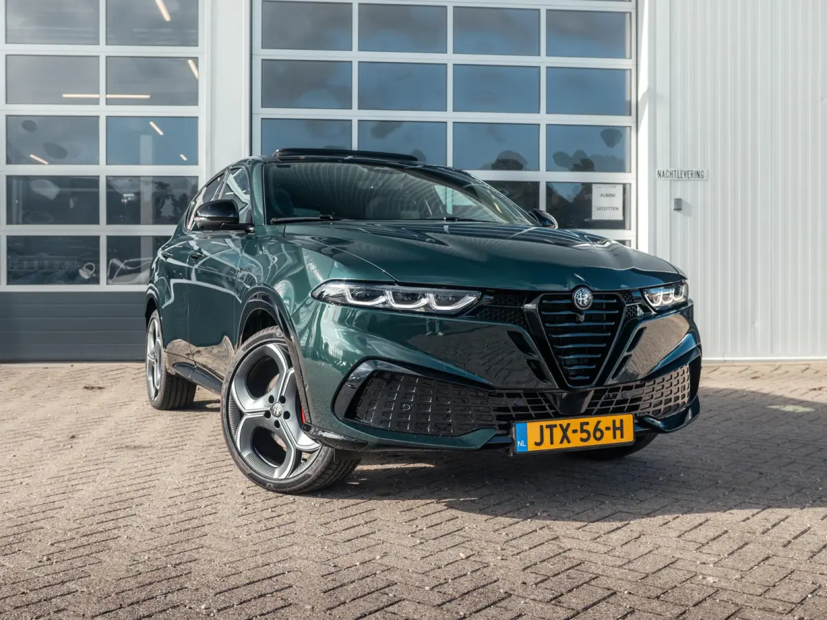 1.3 Ibrida Plug-In Q4 270pk AWD Veloce | Teck Pack | Schuif/Kanteldak | Harman Kardon | 20"  | Bicolore