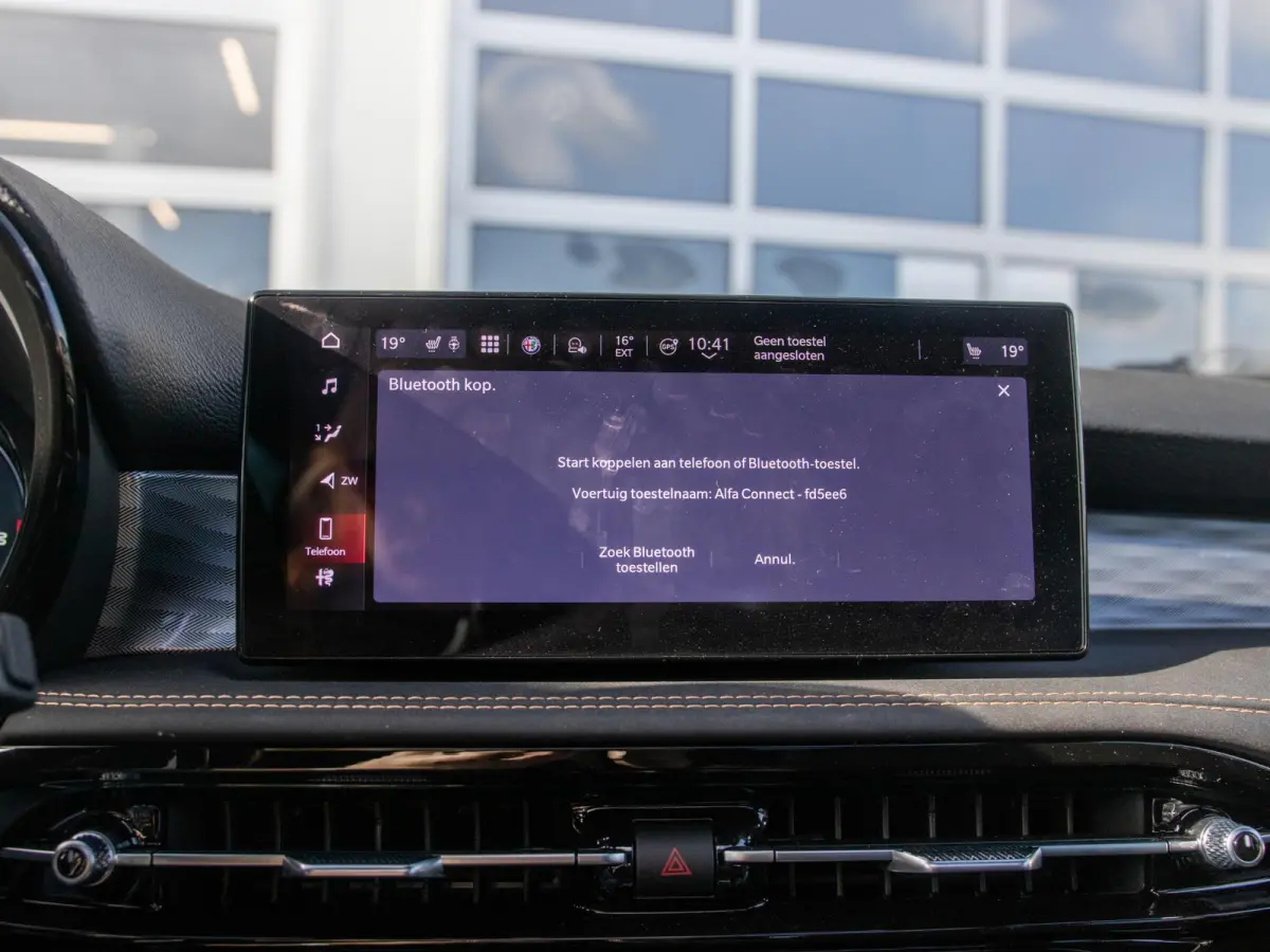 1.3 Ibrida Plug-In Q4 270pk AWD Veloce | Teck Pack | Schuif/Kanteldak | Harman Kardon | 20"  | Bicolore