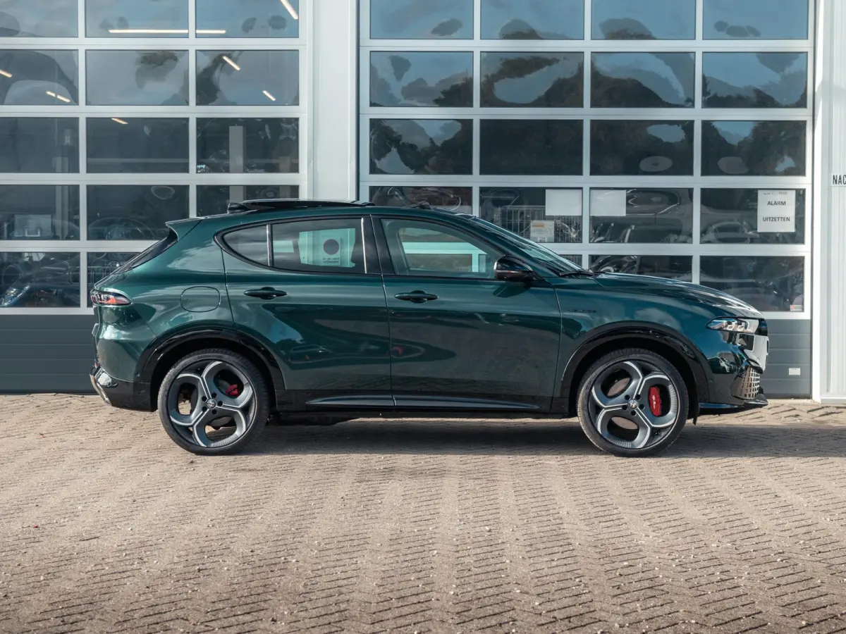 1.3 Ibrida Plug-In Q4 270pk AWD Veloce | Teck Pack | Schuif/Kanteldak | Harman Kardon | 20"  | Bicolore