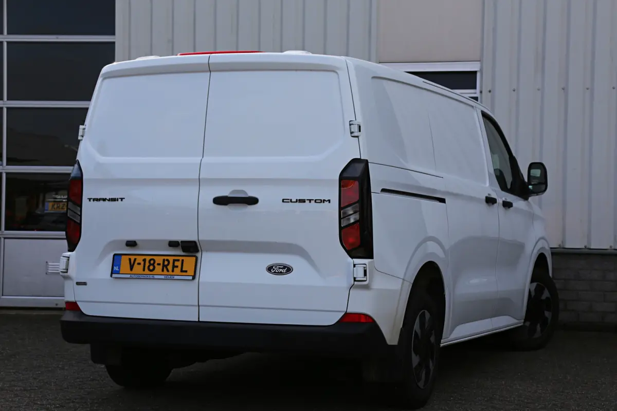 320 2.5 PHEV 3zits L1H1 Trend*Incl. BPM!*Ford Fabrieksg.*Apple Carplay-Android/Standkachel/Camera/EV Zone mode/Rijstrook/Pre collision/DAB/Parkeersens.V+A*