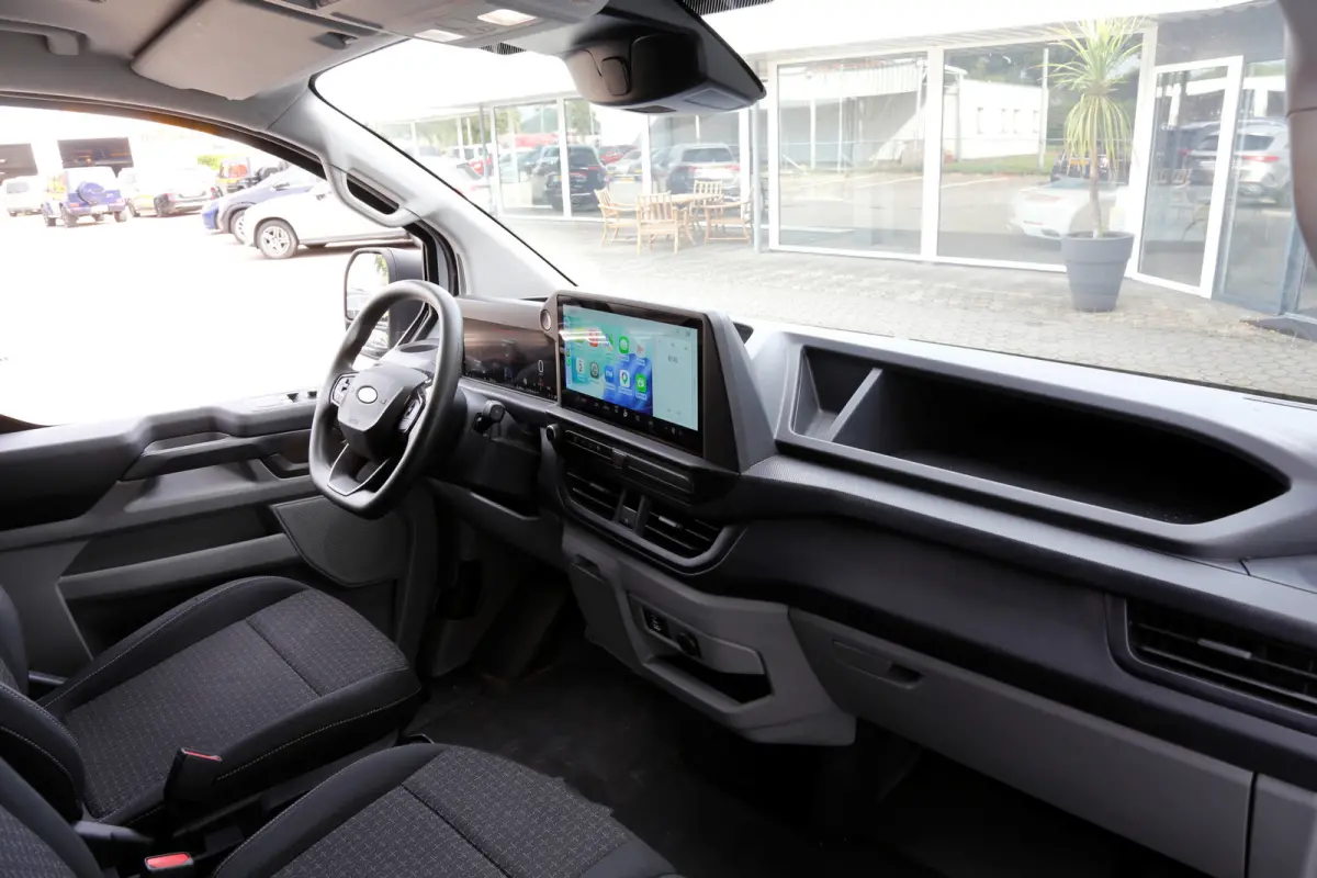 320 2.5 PHEV 3zits L1H1 Trend*Incl. BPM!*Ford Fabrieksg.*Apple Carplay-Android/Standkachel/Camera/EV Zone mode/Rijstrook/Pre collision/DAB/Parkeersens.V+A*