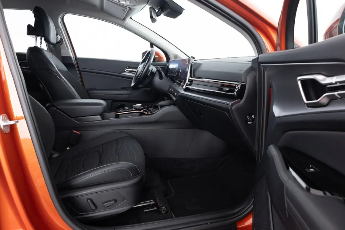 1.6 T-GDi Plug-in Hybrid AWD DynamicLine | Half LEDER | NAVI | ECC | PDC