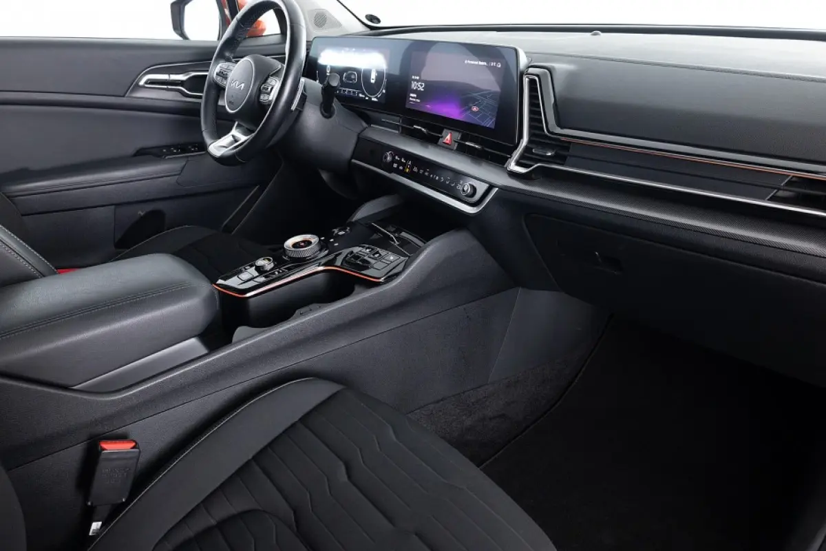 1.6 T-GDi Plug-in Hybrid AWD DynamicLine | Half LEDER | NAVI | ECC | PDC