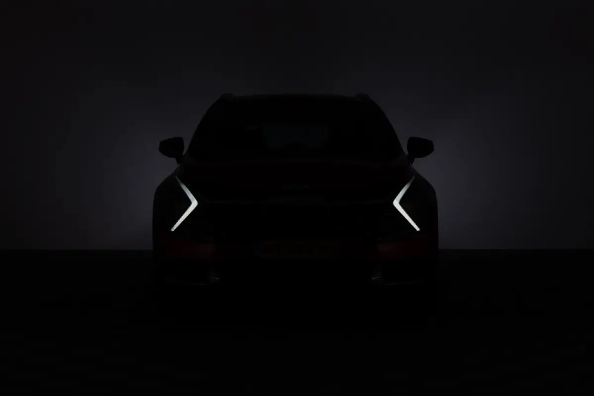 1.6 T-GDi Plug-in Hybrid AWD DynamicLine | Half LEDER | NAVI | ECC | PDC