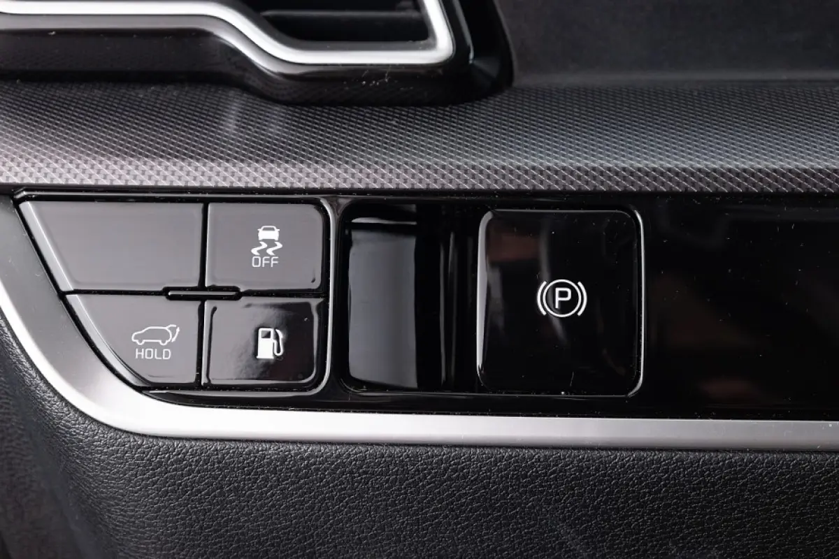 1.6 T-GDi Plug-in Hybrid AWD DynamicLine | Half LEDER | NAVI | ECC | PDC