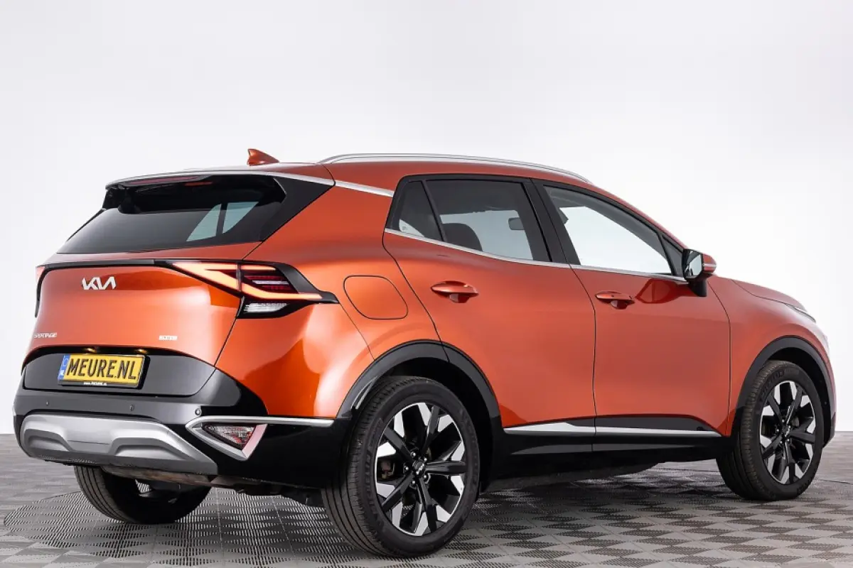 1.6 T-GDi Plug-in Hybrid AWD DynamicLine | Half LEDER | NAVI | ECC | PDC
