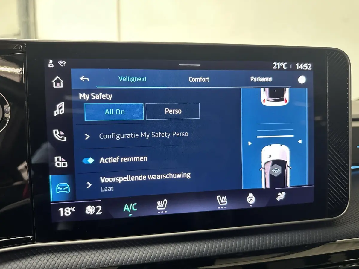 GTS 52 kWh | DEVIALET AUDIO | WINTERPACK | CAMERA | NAVI/ ADAPTIVE  CRUISE CONTROL