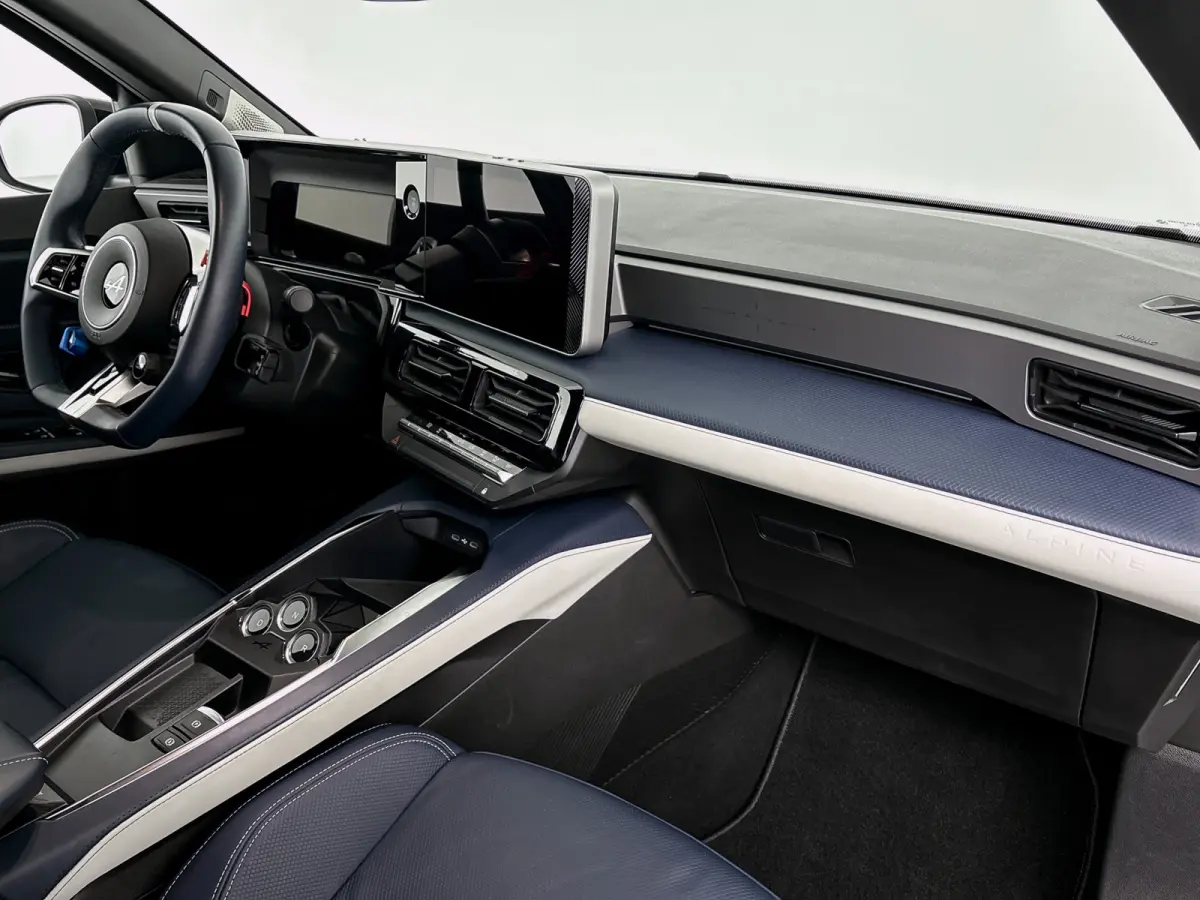 GTS 52 kWh | DEVIALET AUDIO | WINTERPACK | CAMERA | NAVI/ ADAPTIVE  CRUISE CONTROL