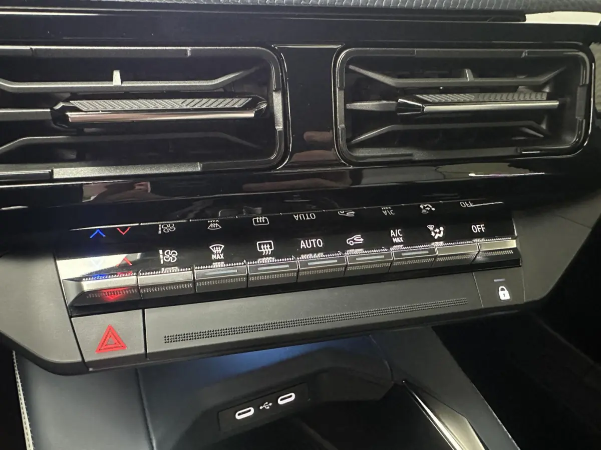 GTS 52 kWh | DEVIALET AUDIO | WINTERPACK | CAMERA | NAVI/ ADAPTIVE  CRUISE CONTROL