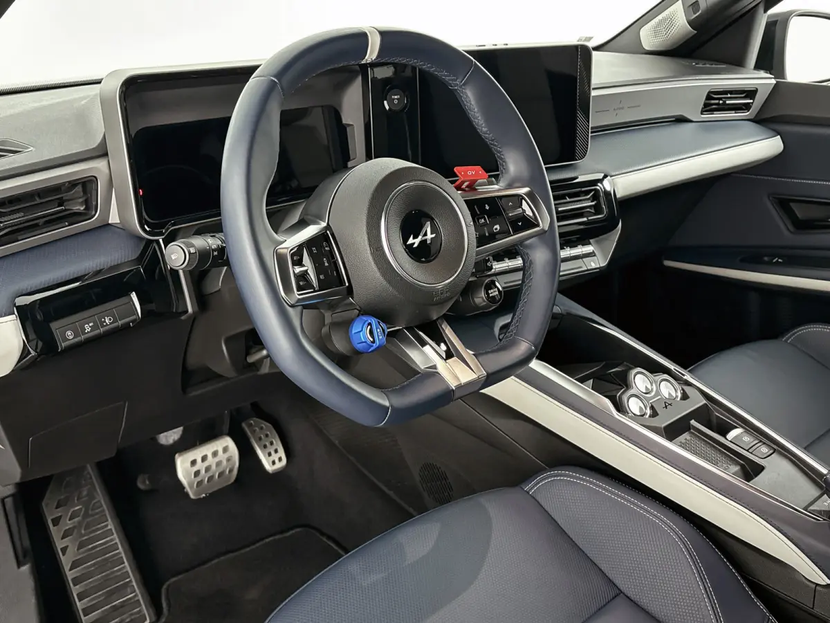 GTS 52 kWh | DEVIALET AUDIO | WINTERPACK | CAMERA | NAVI/ ADAPTIVE  CRUISE CONTROL