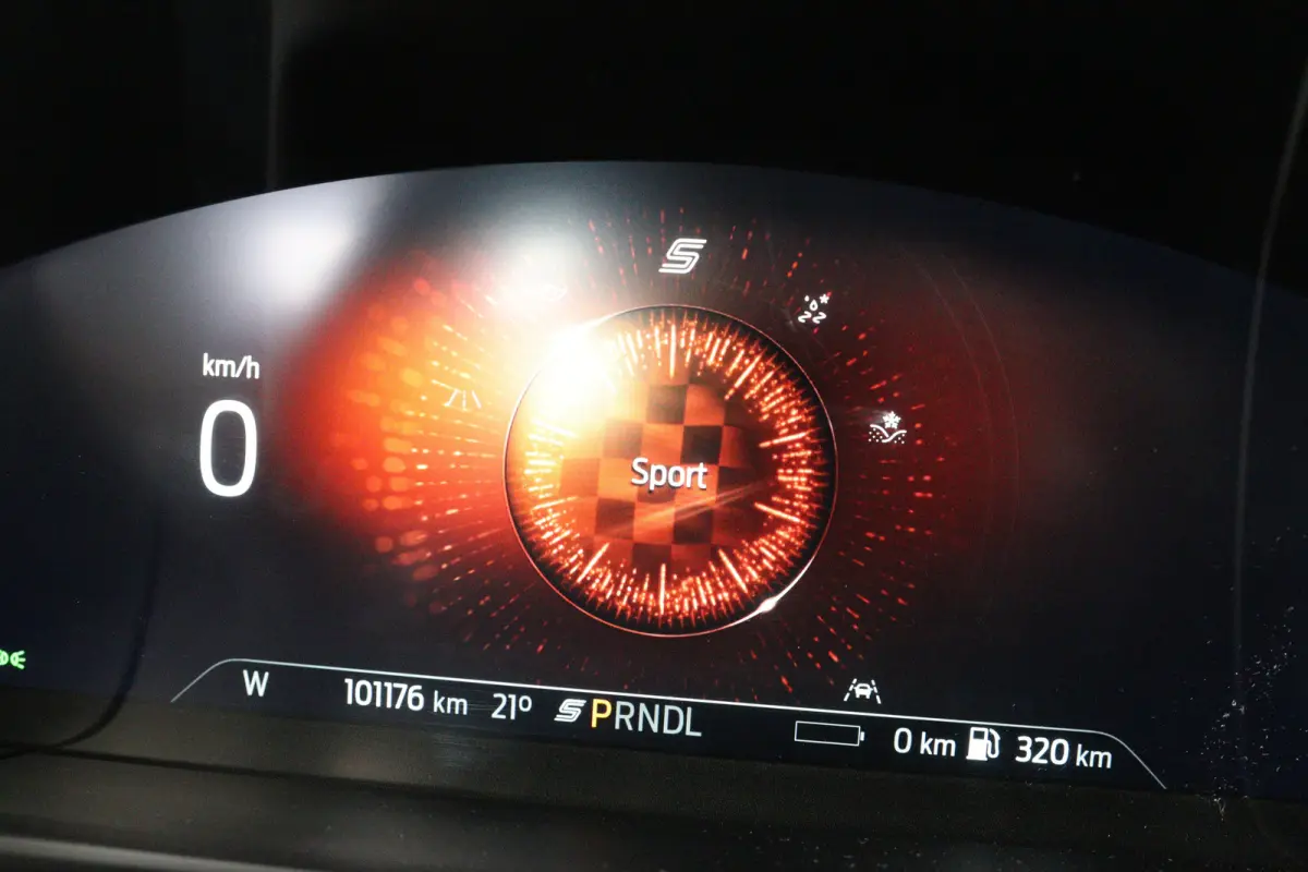 2.5 PHEV ST-Line | 1e Eigenaar! | SOH 98% | Dealer Onderhouden! | Trekhaak | Camera | Navi | Keyless | Clima | LED | Parkeersensoren V+A | Lichtmetalen velgen