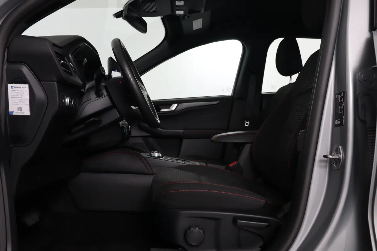 2.5 PHEV ST-Line | 1e Eigenaar! | SOH 98% | Dealer Onderhouden! | Trekhaak | Camera | Navi | Keyless | Clima | LED | Parkeersensoren V+A | Lichtmetalen velgen