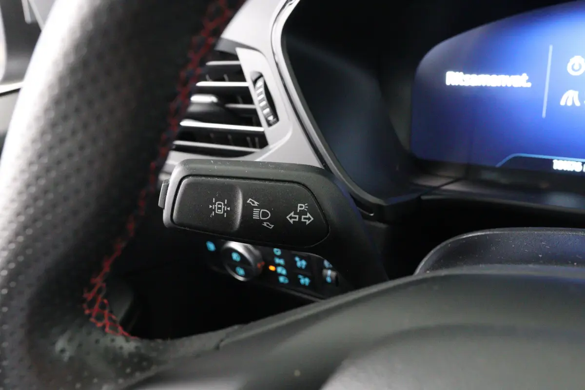 2.5 PHEV ST-Line | 1e Eigenaar! | SOH 98% | Dealer Onderhouden! | Trekhaak | Camera | Navi | Keyless | Clima | LED | Parkeersensoren V+A | Lichtmetalen velgen