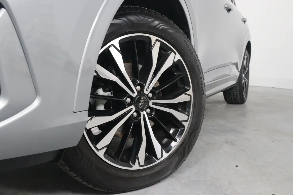 2.5 PHEV ST-Line | 1e Eigenaar! | SOH 98% | Dealer Onderhouden! | Trekhaak | Camera | Navi | Keyless | Clima | LED | Parkeersensoren V+A | Lichtmetalen velgen