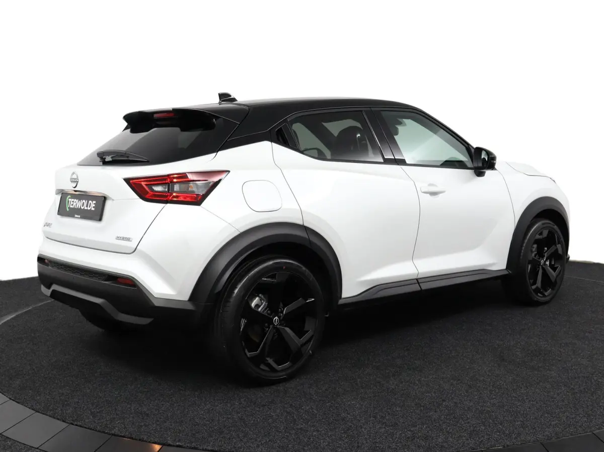 1.6 Hybrid Business Edition | Super Zomer Actie €6.000,- Voorraad Korting !!! Op=OP !! | Keyless | Stoel & Stuurverwarming | Apple Carplay & Android Auto | Adaptieve Cruisecontrol