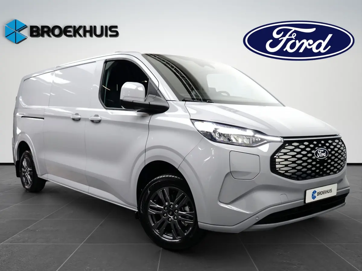 340 L2H1 71KWh 218 pk Limited | 3 Zits | Winterpack | 370km WLTP | 2300kg Trekgewicht