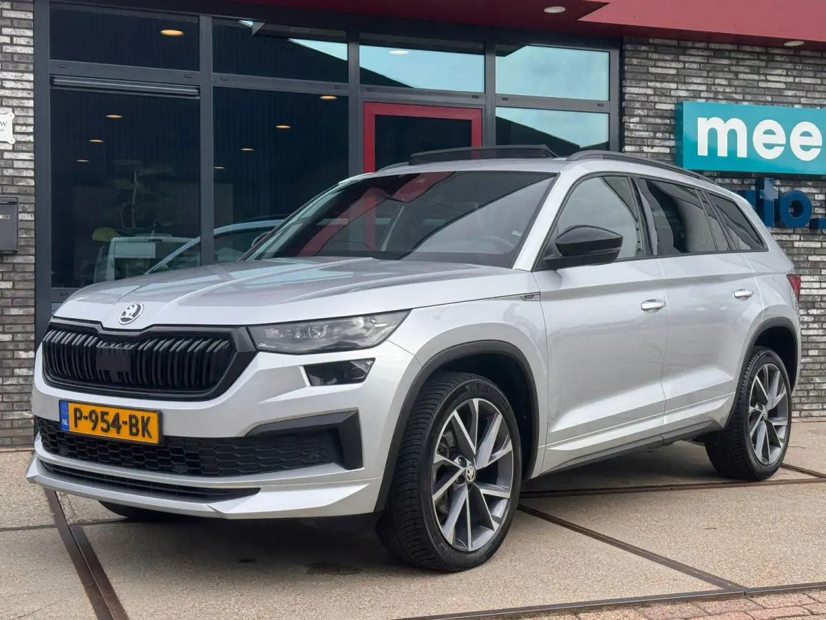 1.5 TSI Sportline DSG 7-pers PANO l CAMERA l TREKHAAK l KEYLESS l SFEER l ACC l 20 INCH l ORG.NL l DEALER OH