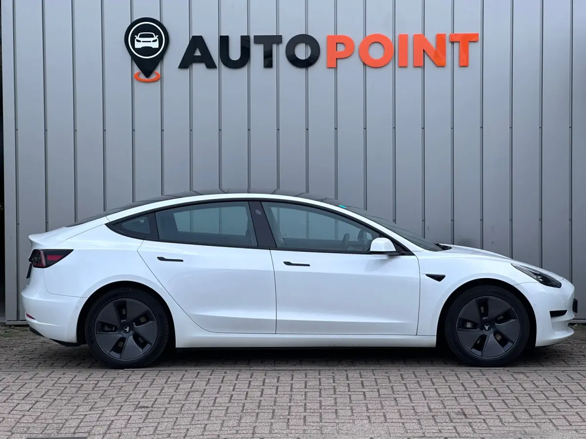 Standard RWD Plus 60 kWh SOH 93 % LFH Facelift