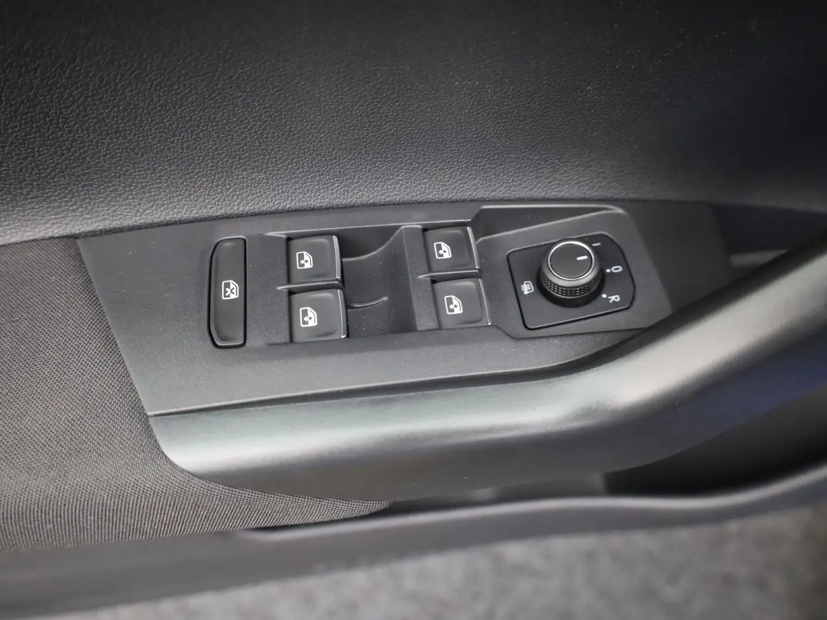 1.0 TSI Comfortline | Adapt. Cr. | Climate Control | Parkeersensoren V&A | Prijs Rijklaar !!
