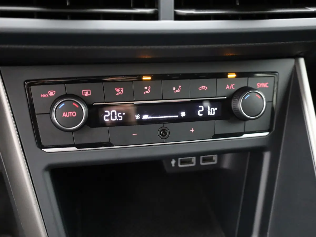 1.0 TSI Comfortline | Adapt. Cr. | Climate Control | Parkeersensoren V&A | Prijs Rijklaar !!