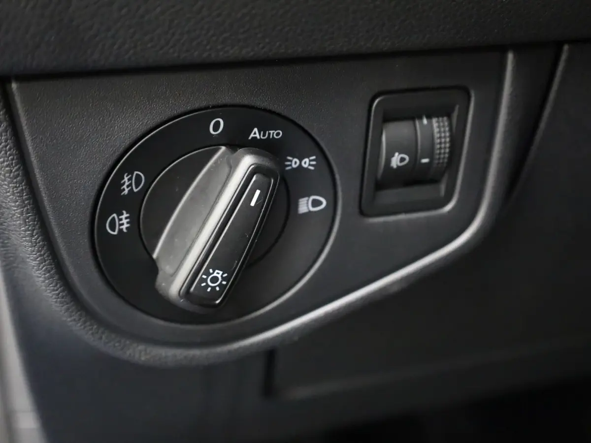 1.0 TSI Comfortline | Adapt. Cr. | Climate Control | Parkeersensoren V&A | Prijs Rijklaar !!