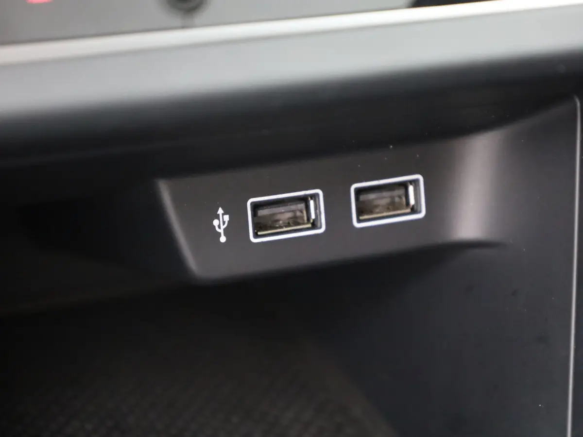 1.0 TSI Comfortline | Adapt. Cr. | Climate Control | Parkeersensoren V&A | Prijs Rijklaar !!