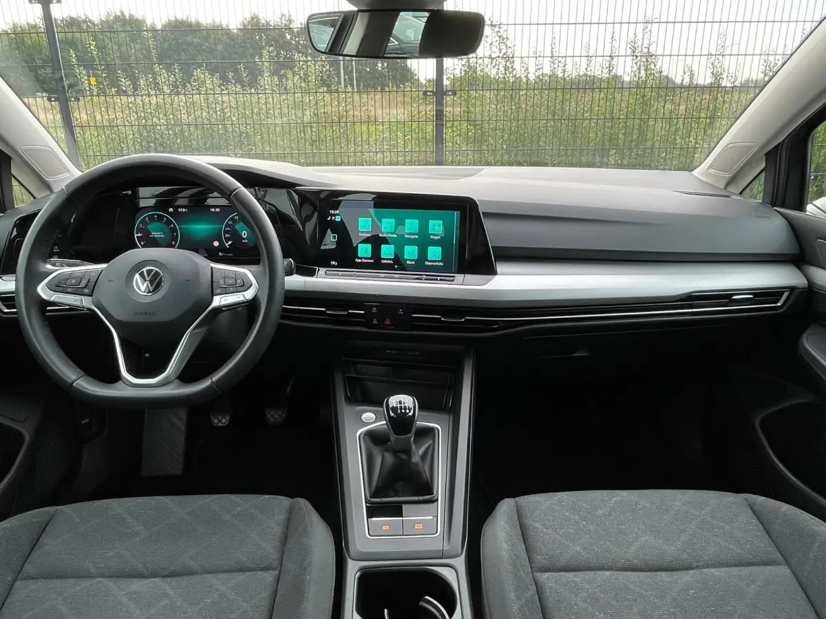 1.0 TSI Life | Carplay | PDC | ACC | Bluetooth |