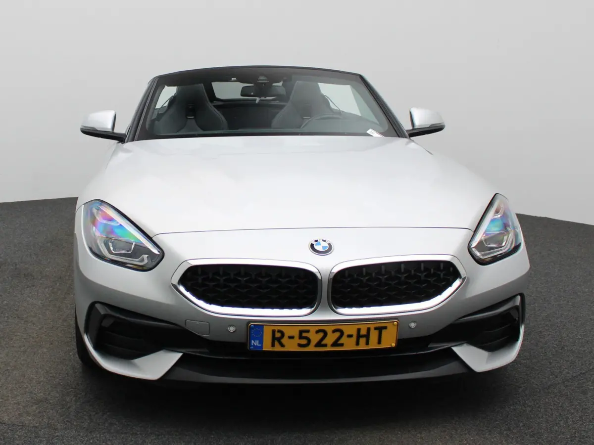 sDrive20i High Executive | STOELVERWARMING | CLIMATE CONTROL | DIGITAAL DASHBOARD | NAVIGATIE | LEDER | LED |