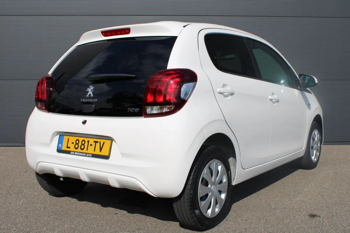 1.0 e-VTi Active | Airconditioning | Bluetooth | Mistlampen | Extra getinte ramen | Lederen stuurwiel |