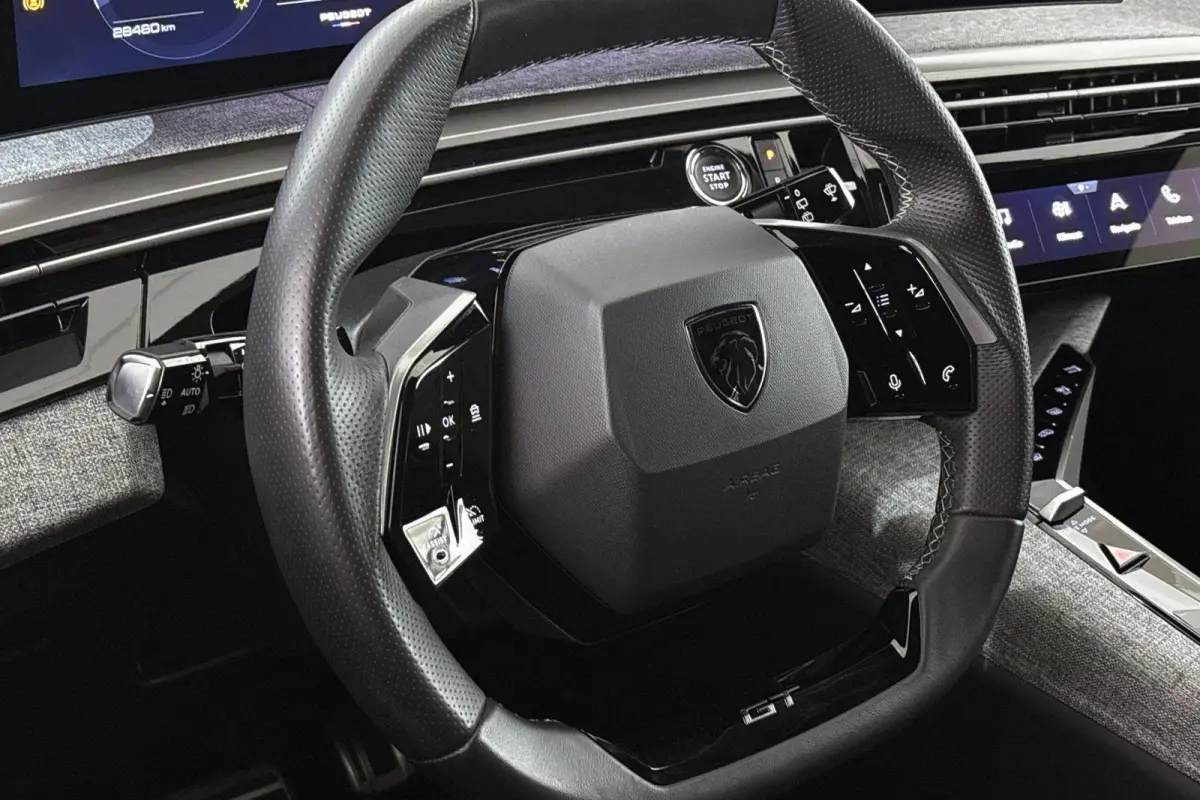 1.2 Hybrid 145 GT 7p Stuur-Stoelverwarming 360 Camera Keyless