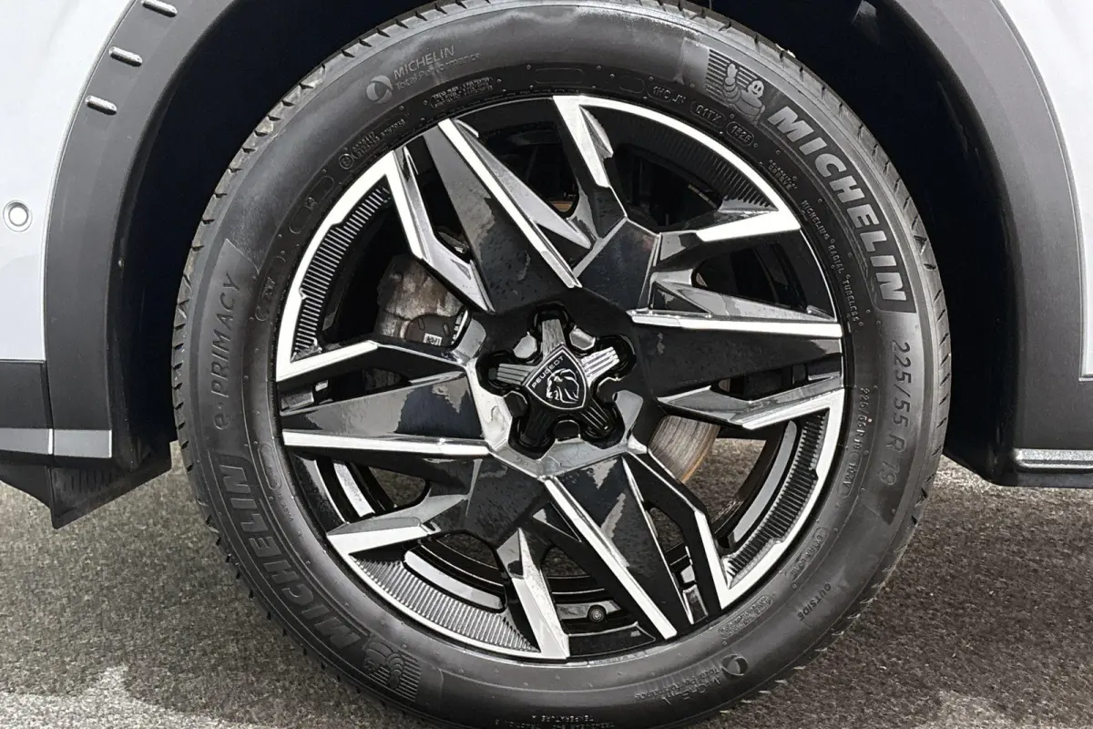 1.2 Hybrid 145 GT 7p Stuur-Stoelverwarming 360 Camera Keyless