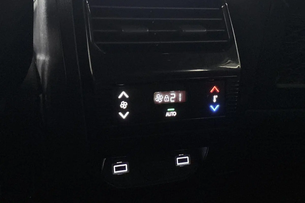 1.2 Hybrid 145 GT 7p Stuur-Stoelverwarming 360 Camera Keyless