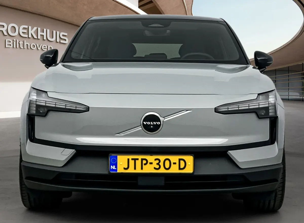 Single Motor Extended Range Ultra 69 kWh | 20"LM Velgen | Climate Pack | Getint glas | Panoramadak | Harman/Kardon | Adaptive Cruise Control & Pilot Assist|