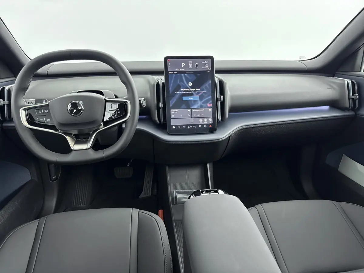 Single Motor Extended Range Ultra 69 kWh | 20"LM Velgen | Climate Pack | Getint glas | Panoramadak | Harman/Kardon | Adaptive Cruise Control & Pilot Assist|