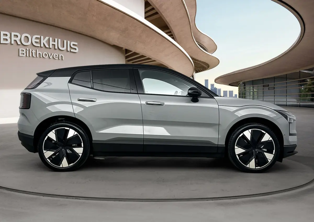 Single Motor Extended Range Ultra 69 kWh | 20"LM Velgen | Climate Pack | Getint glas | Panoramadak | Harman/Kardon | Adaptive Cruise Control & Pilot Assist|