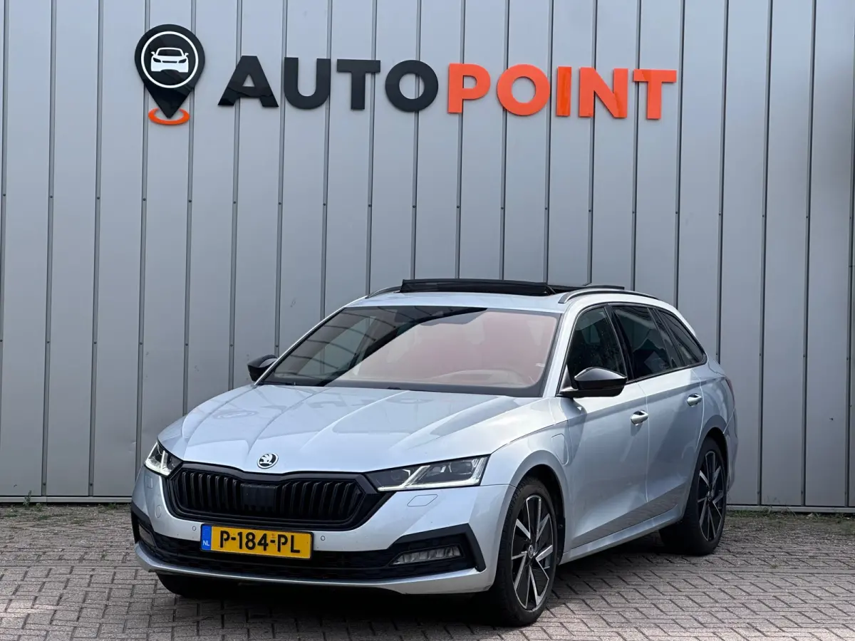 1.4 TSI iV PHEV PANO HEAD-UP VIRTUAL Business Edition Plus