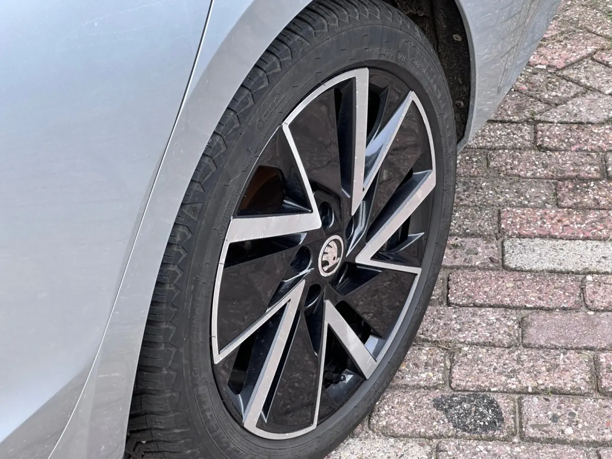 1.4 TSI iV PHEV PANO HEAD-UP VIRTUAL Business Edition Plus