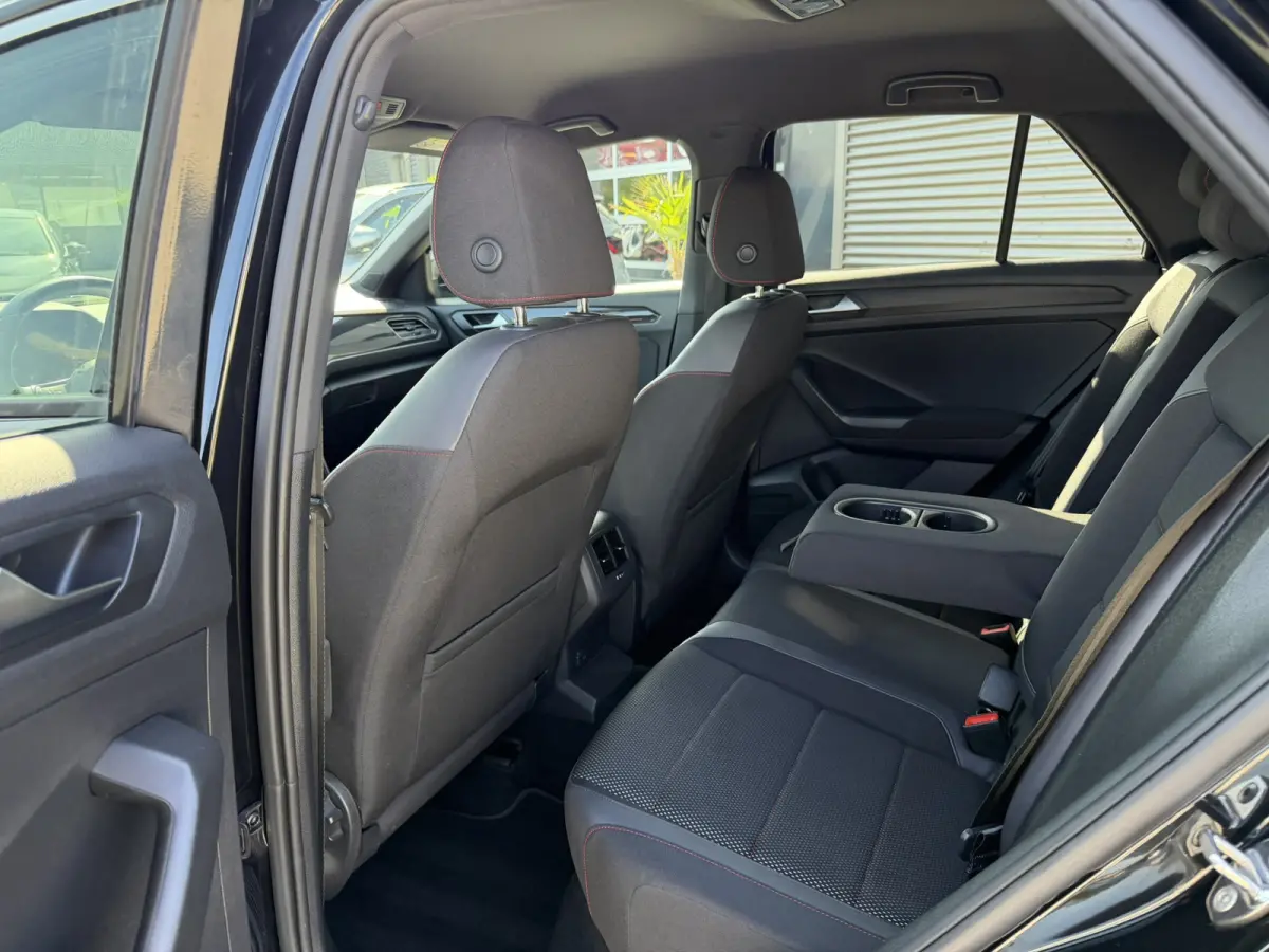 1.5 TSI Sport R-Line Trekhaak Carplay Achteruitrijcamera 4S Banden Stoelverwarming