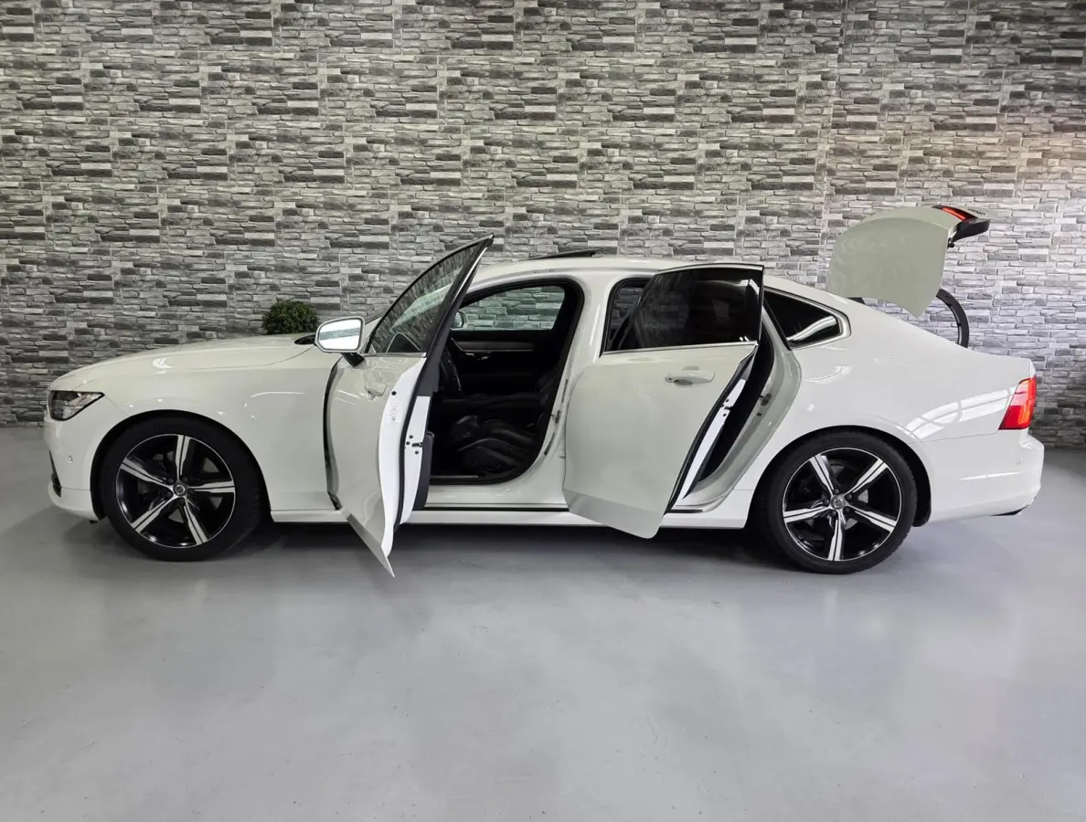2.0 T6 AWD Inscription R Design *320PK*Ice white*!