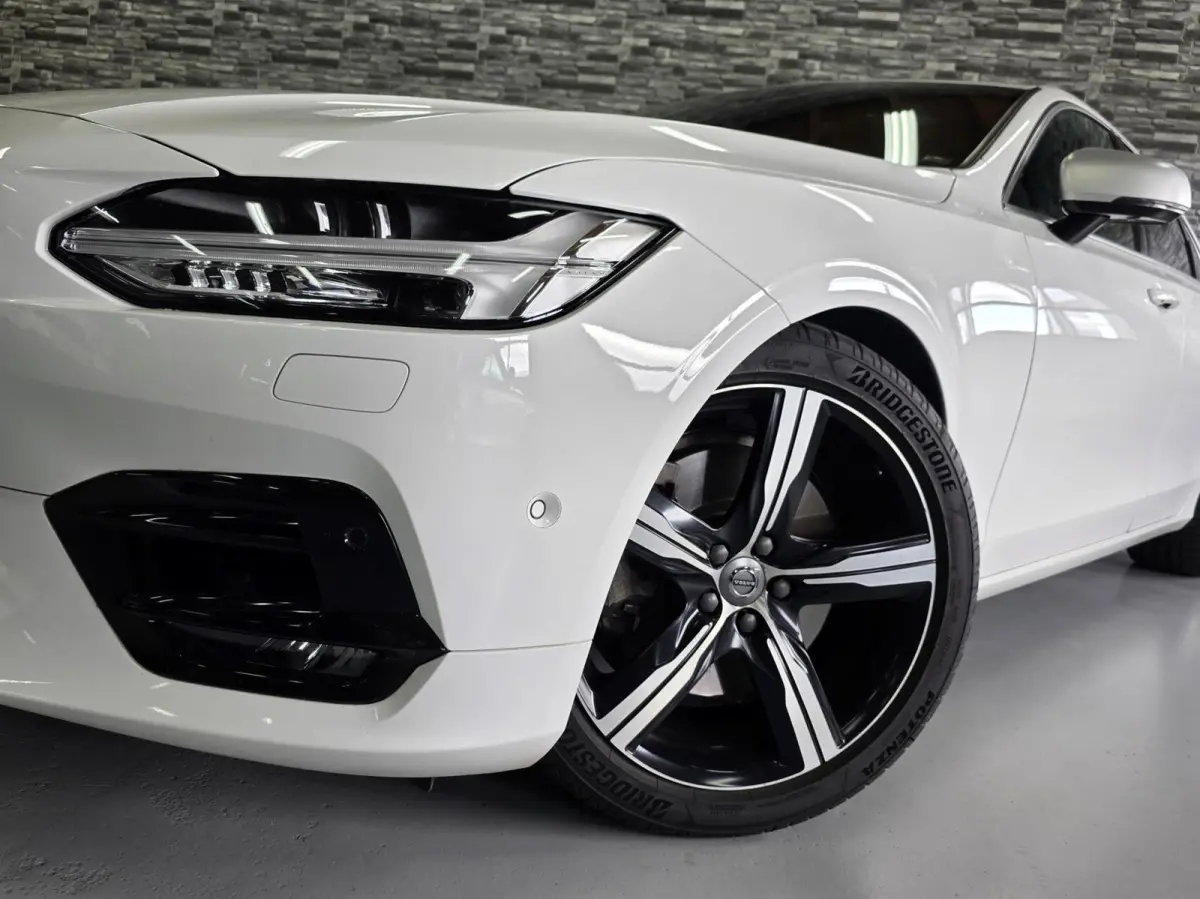 2.0 T6 AWD Inscription R Design *320PK*Ice white*!