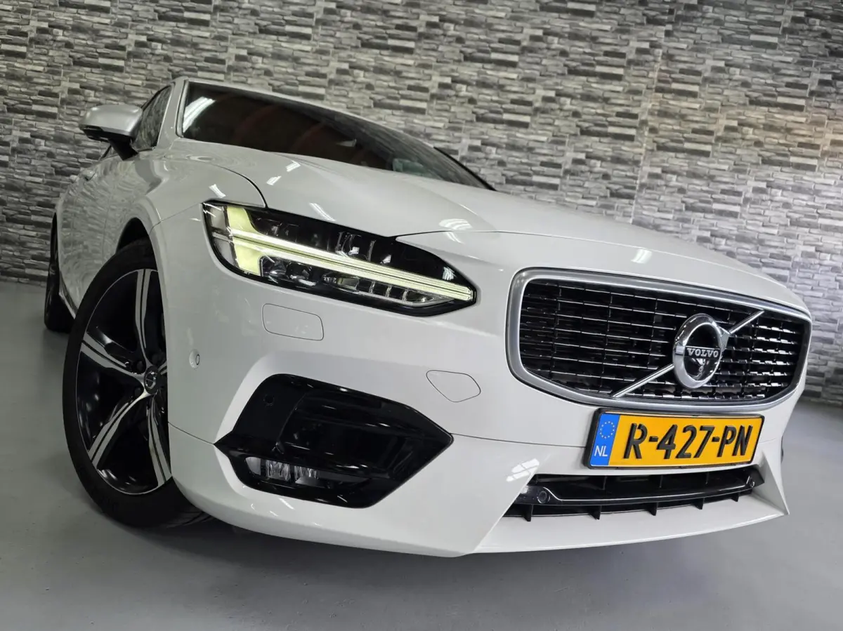 2.0 T6 AWD Inscription R Design *320PK*Ice white*!